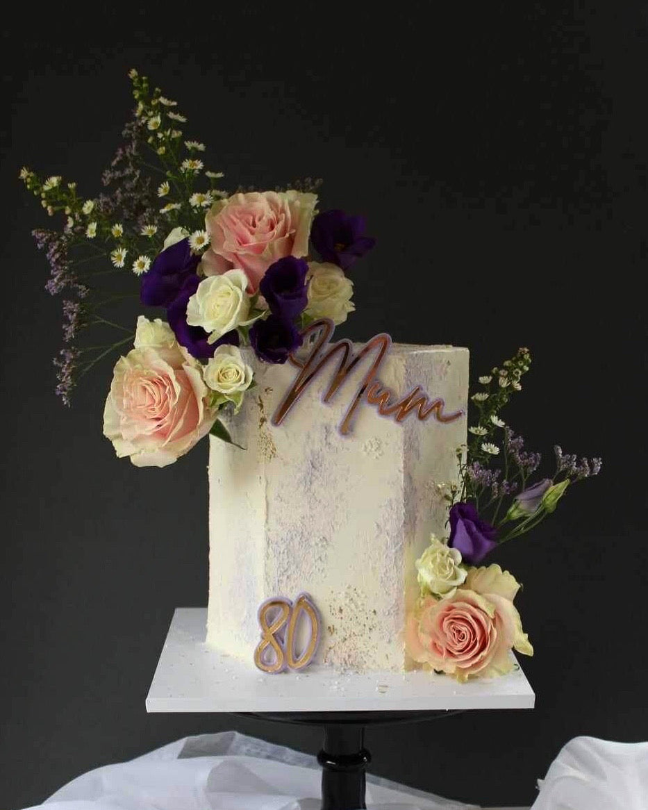 Showstopper hexagonal floral cake