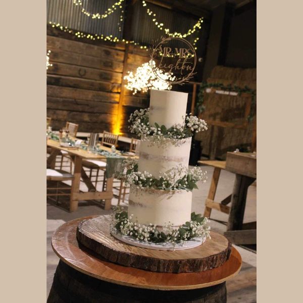 Cake Designer in Kilmarnock Wedding Cakes Birthday Cakes Lovely